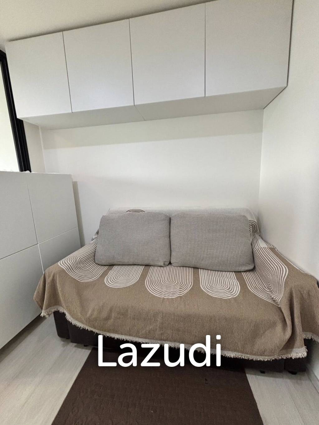 30 sqm high floor condo at Life Asoke in Bang Kapi Huai Kwang Bangkok