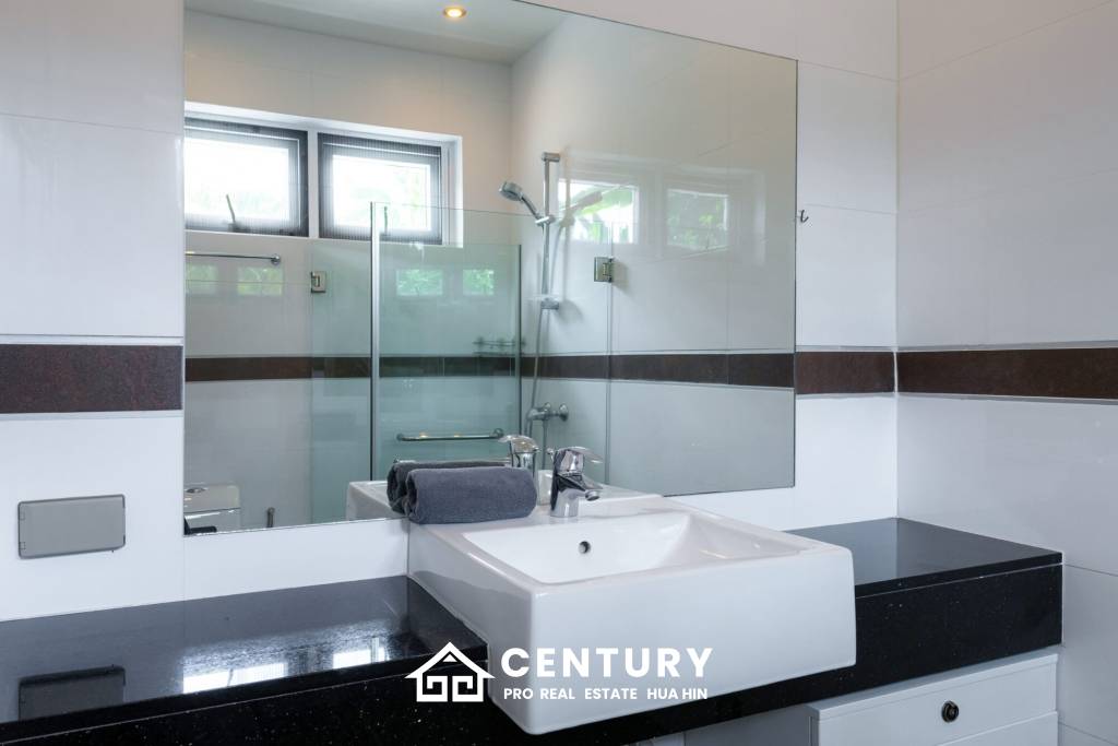 ORCHID PARADISE HOMES : 3 bed pool villa