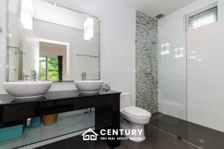 ORCHID PARADISE HOMES : 4 bed pool villa