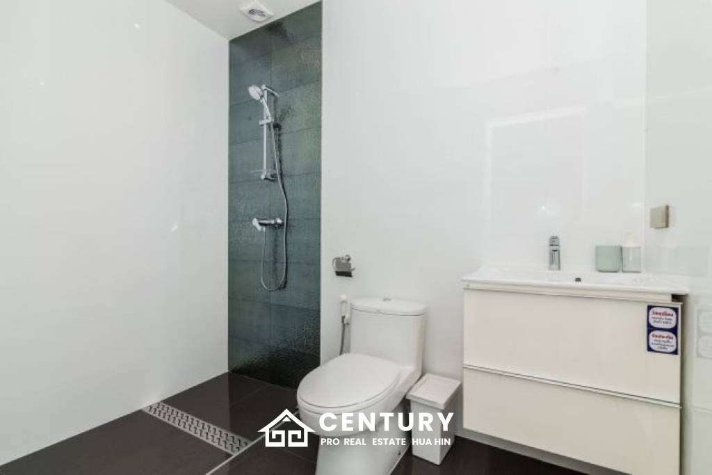 ORCHID PARADISE HOMES  : 4 bed pool villa with guest house