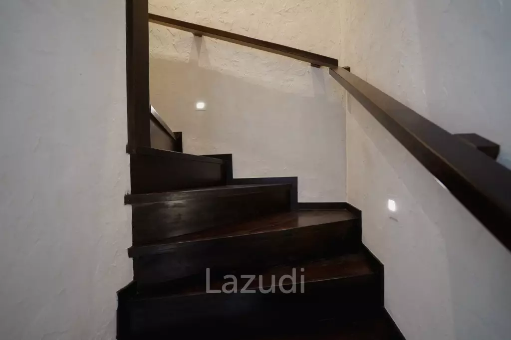 Ocean View 2 Bedroom Apartment in Padang Padang - 90 Year Lease