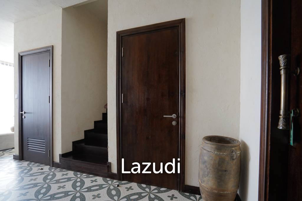Ocean View 2 Bedroom Apartment in Padang Padang - 90 Year Lease