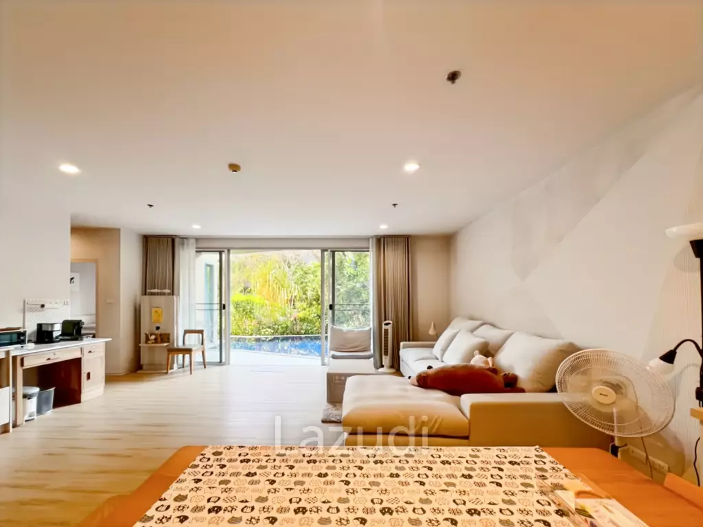92 sqm Pool Access 2-Bed Condo for Sale at Baan Thew Talay Aqua Marine