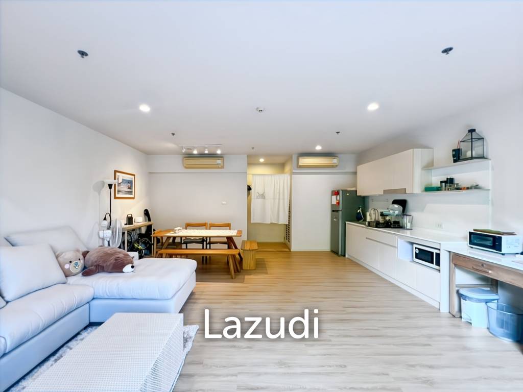 92 sqm Pool Access 2-Bed Condo for Sale at Baan Thew Talay Aqua Marine