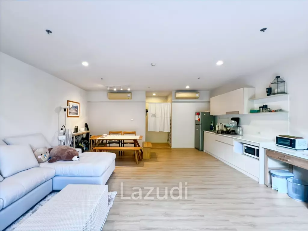 92 sqm Pool Access 2-Bed Condo for Sale at Baan Thew Talay Aqua Marine
