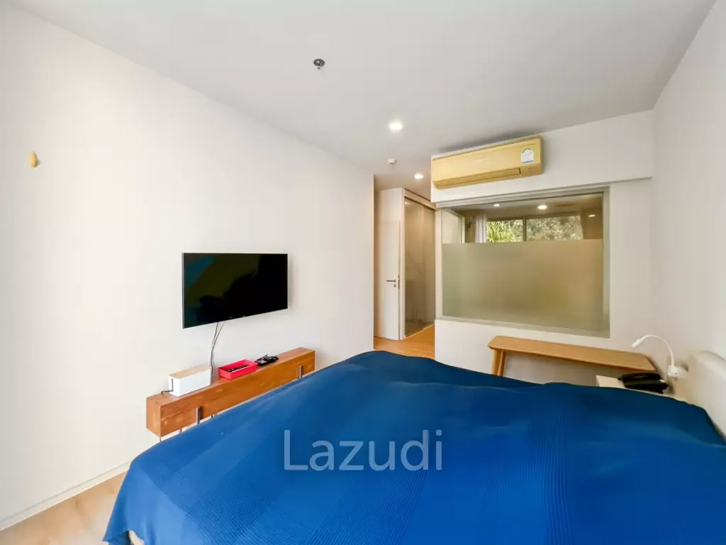 92 sqm Pool Access 2-Bed Condo for Sale at Baan Thew Talay Aqua Marine