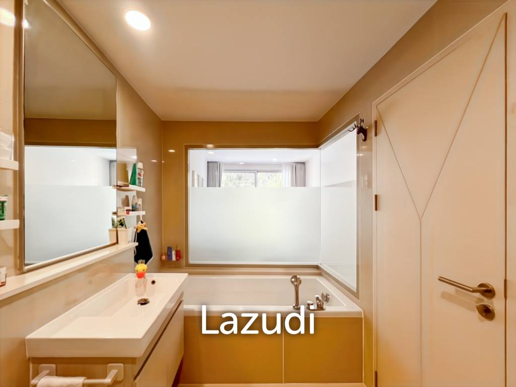 92 sqm Pool Access 2-Bed Condo for Sale at Baan Thew Talay Aqua Marine