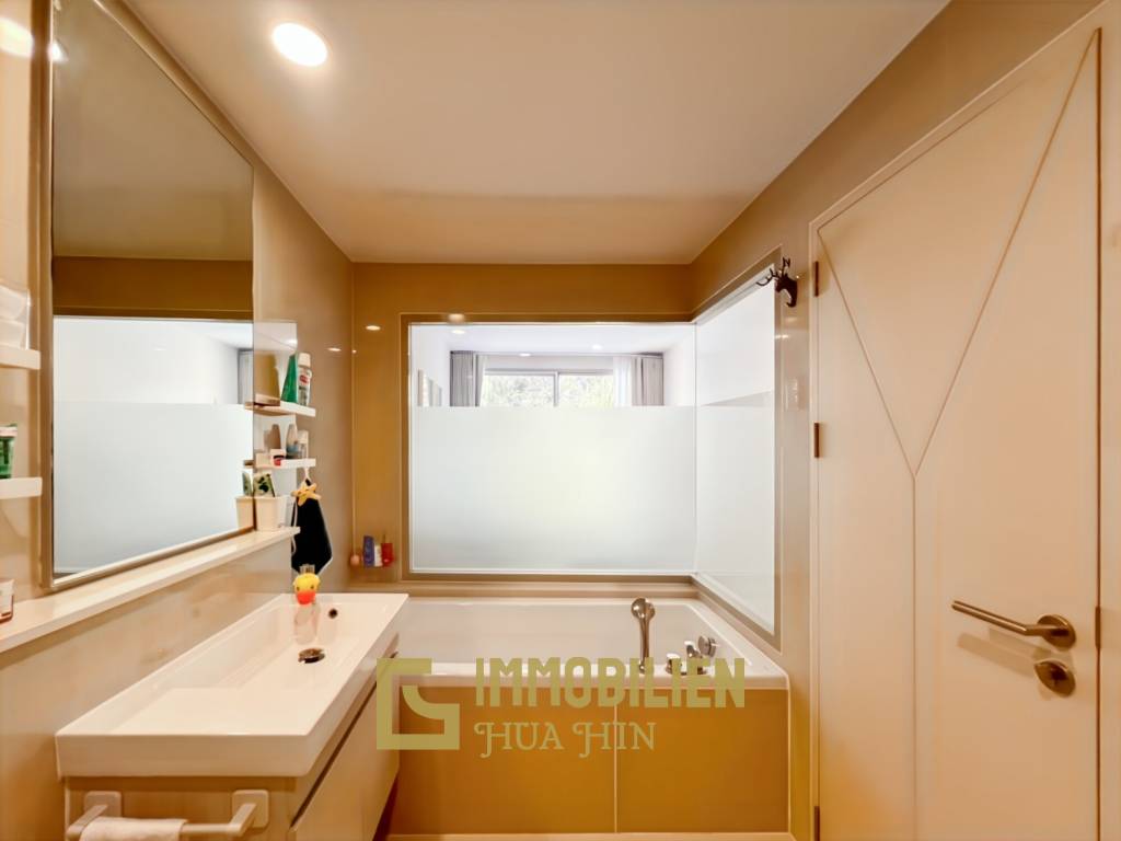 92 qm Wohnfläche / 2 Schlafzimmer + 2 Bäder / Strandnah