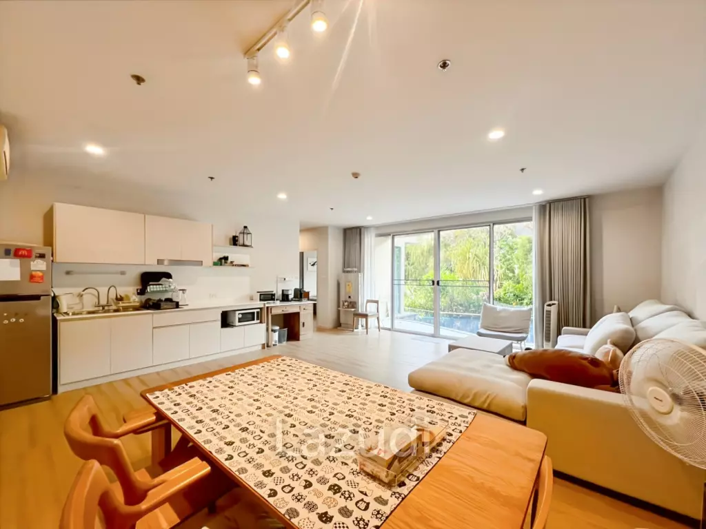 92 sqm Pool Access 2-Bed Condo for Sale at Baan Thew Talay Aqua Marine