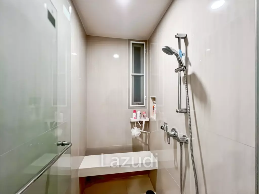 92 sqm Pool Access 2-Bed Condo for Sale at Baan Thew Talay Aqua Marine