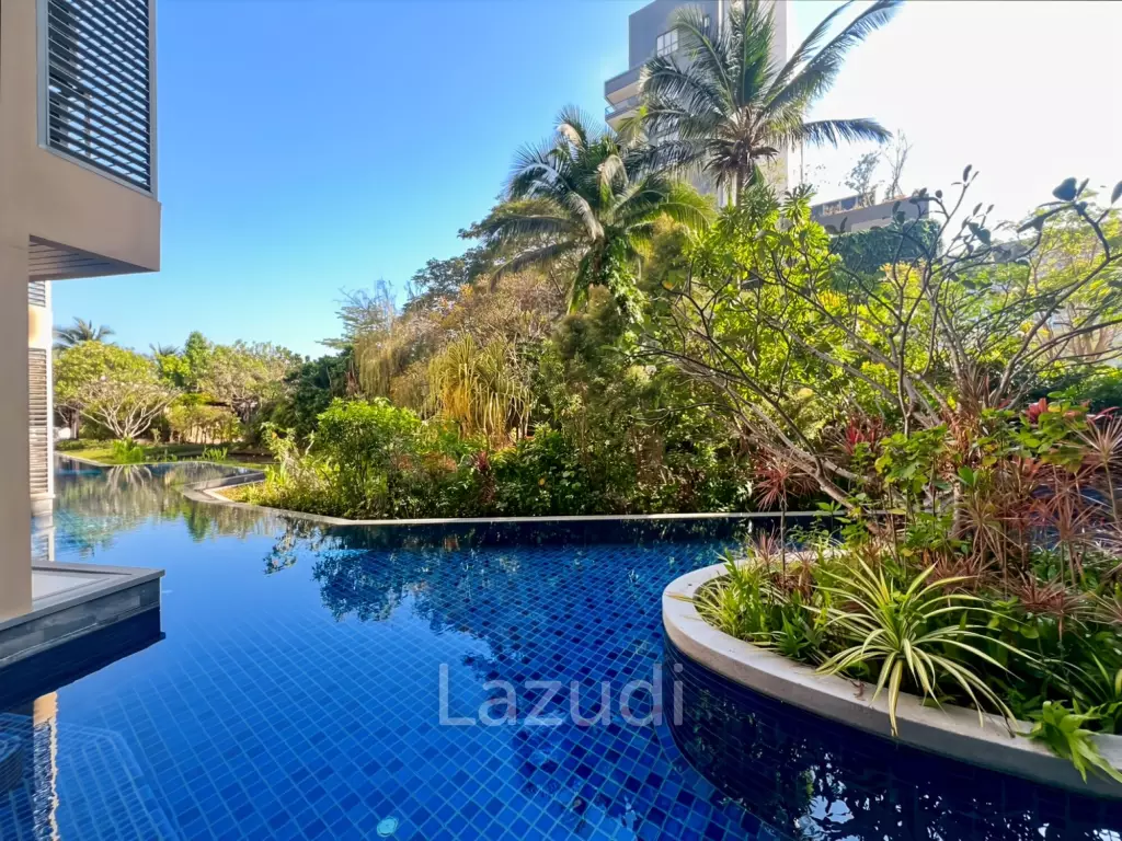 92 sqm Pool Access 2-Bed Condo for Sale at Baan Thew Talay Aqua Marine