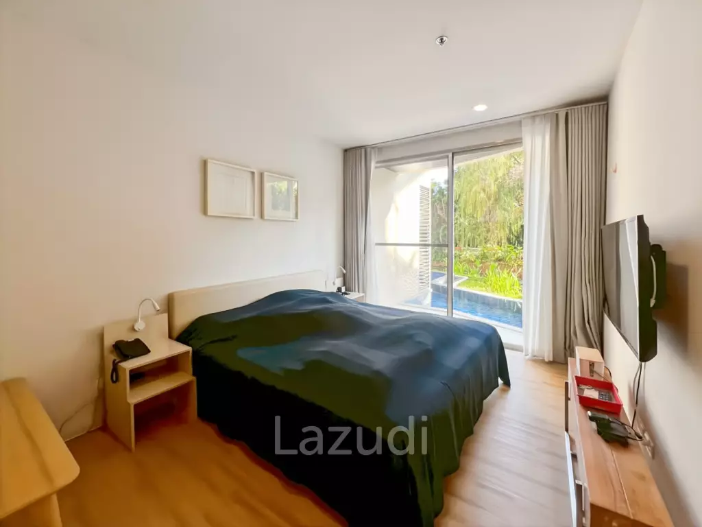 92 sqm Pool Access 2-Bed Condo for Sale at Baan Thew Talay Aqua Marine