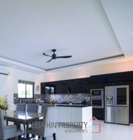 PARKLANDS VILLA  : 3 bed luxury pool villa