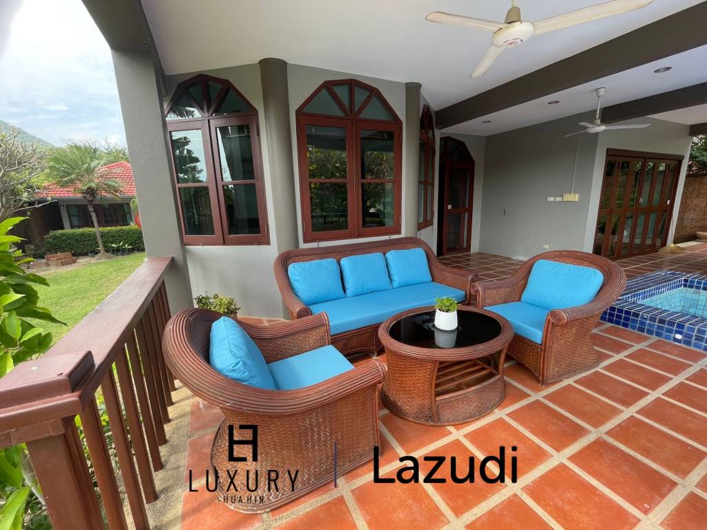 วิลล่า2ชั้น 5 ห้องนอนพร้อมสระว่ายน้ำบนพื้นที่กว้างขวาง ในคริสตัล วิว หัวหิน