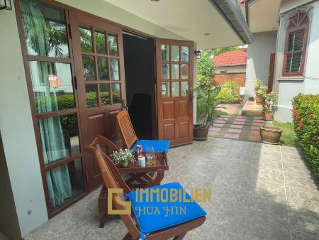 1000 qm Grundstück / 440 qm Wohnfläche / Edle Holzausstattung