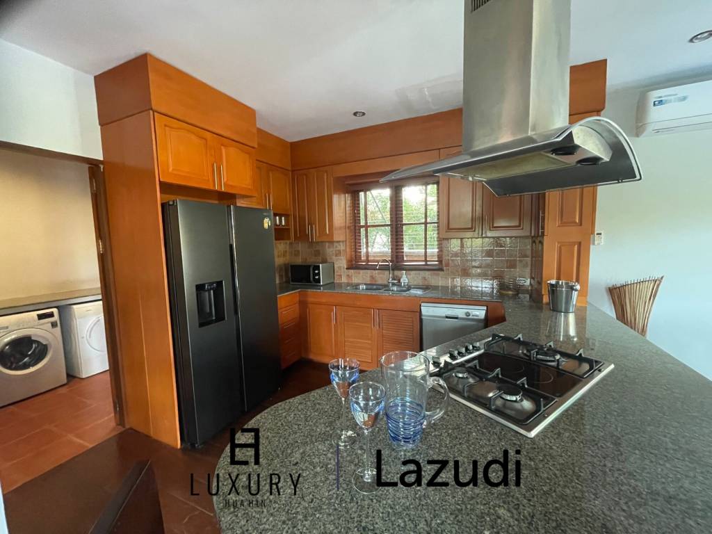 วิลล่า2ชั้น 5 ห้องนอนพร้อมสระว่ายน้ำบนพื้นที่กว้างขวาง ในคริสตัล วิว หัวหิน