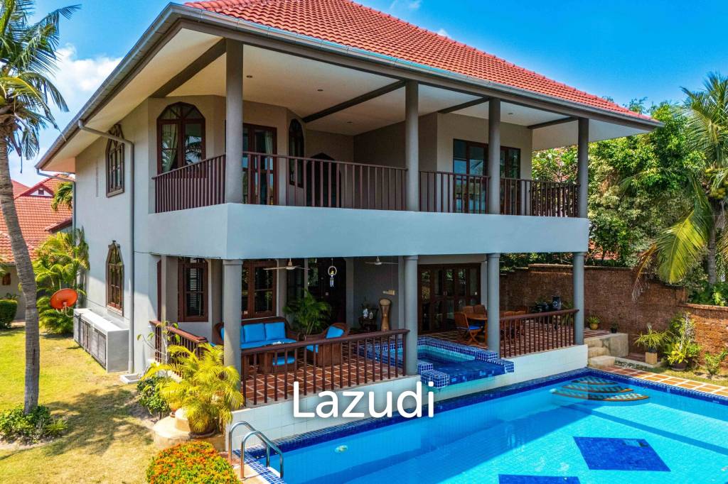 Spacious 5-Bedroom Pool Villa in Crystal View Hua Hin