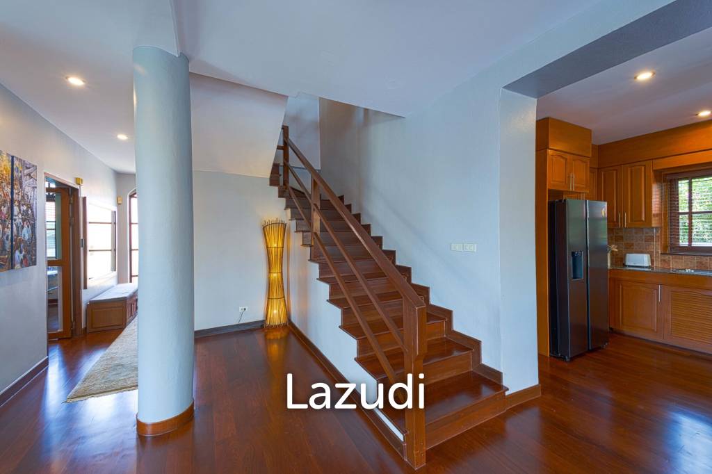 Spacious 5-Bedroom Pool Villa in Crystal View Hua Hin
