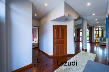 Spacious 5-Bedroom Pool Villa in Crystal View Hua Hin
