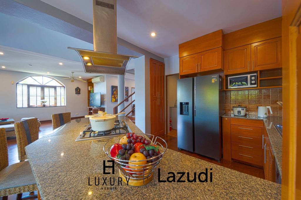 Spacious 5-Bedroom Pool Villa in Crystal View Hua Hin