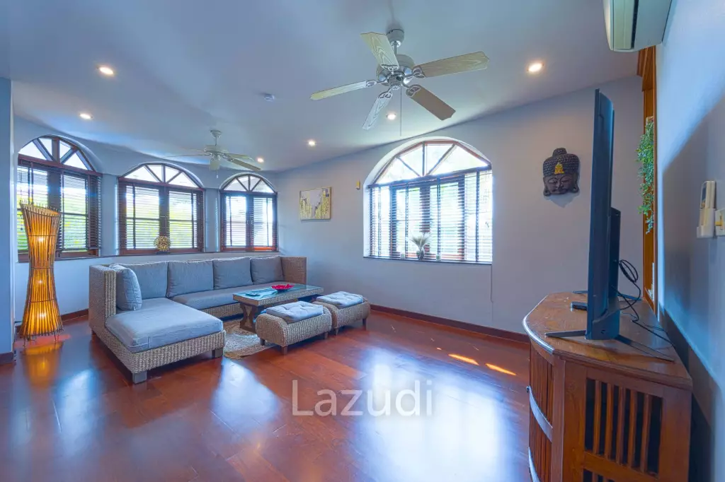 Spacious 5-Bedroom Pool Villa in Crystal View Hua Hin