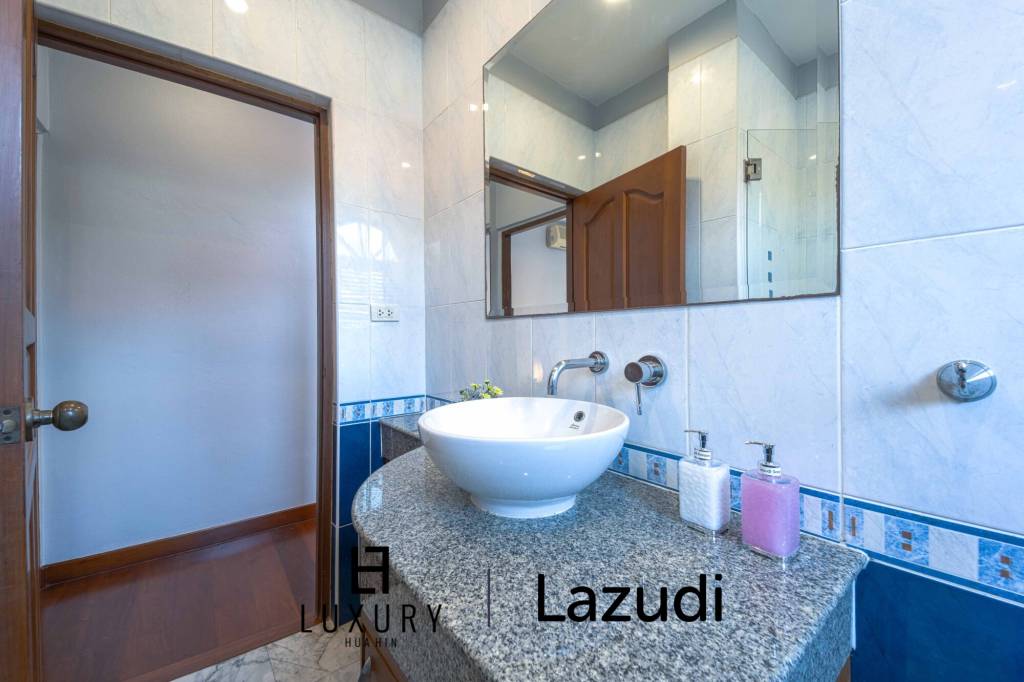 Spacious 5-Bedroom Pool Villa in Crystal View Hua Hin