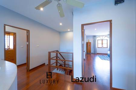 Spacious 5-Bedroom Pool Villa in Crystal View Hua Hin