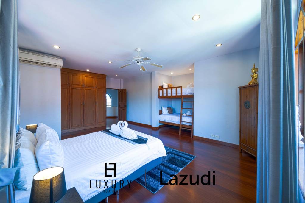 Spacious 5-Bedroom Pool Villa in Crystal View Hua Hin