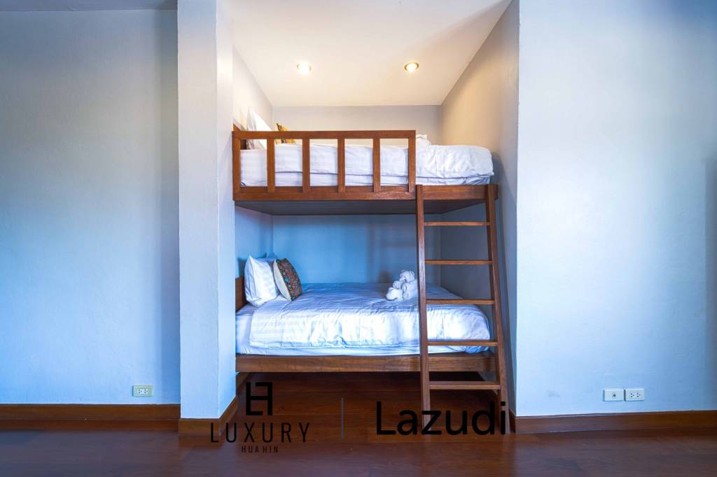 Spacious 5-Bedroom Pool Villa in Crystal View Hua Hin