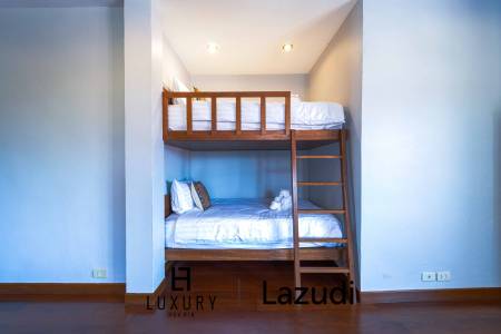 Spacious 5-Bedroom Pool Villa in Crystal View Hua Hin