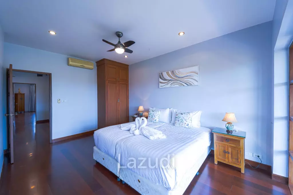 Spacious 5-Bedroom Pool Villa in Crystal View Hua Hin
