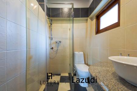 Spacious 5-Bedroom Pool Villa in Crystal View Hua Hin