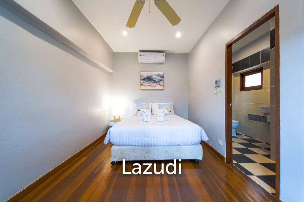 Spacious 5-Bedroom Pool Villa in Crystal View Hua Hin