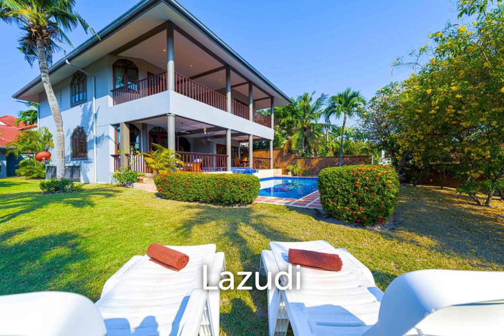 Spacious 5-Bedroom Pool Villa in Crystal View Hua Hin