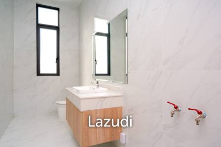 New  Modern pool villa in Cha-Am near Black Mountain Golf Course