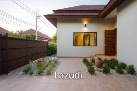 New  Modern pool villa in Cha-Am near Black Mountain Golf Course