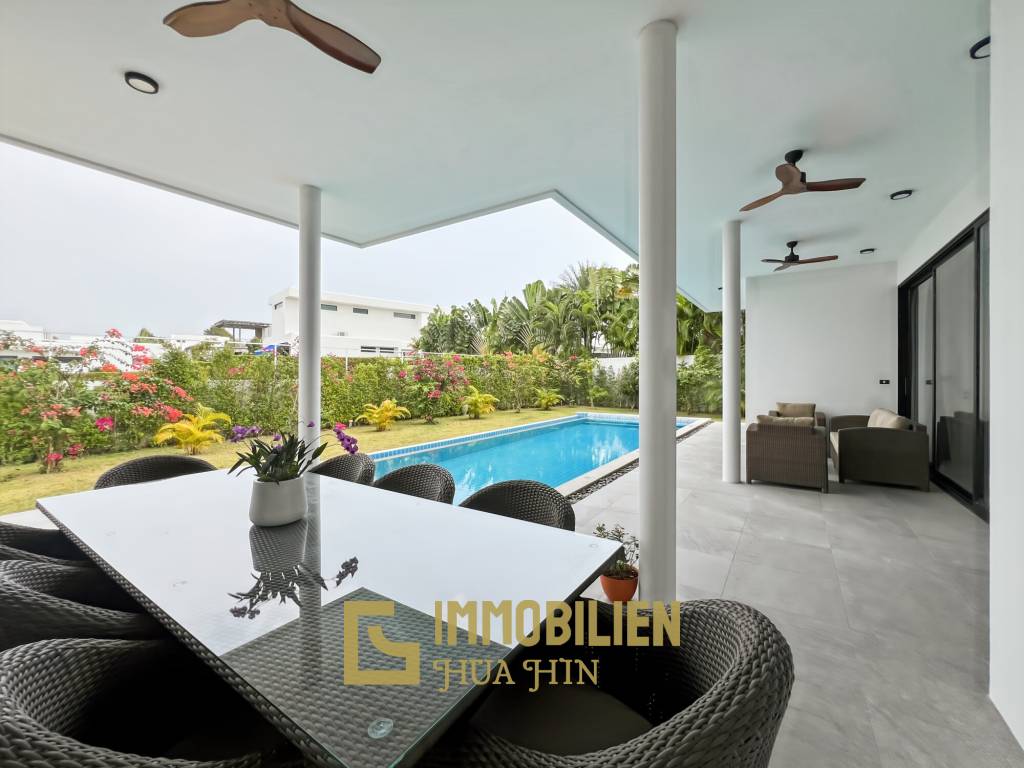 320 qm Wohnfläche / 4 Schlafzimmer + 4 Bäder / 712 qm Grundstück