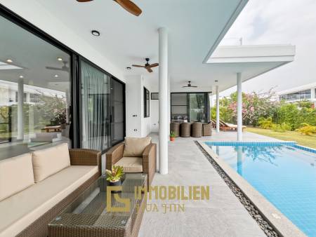 320 qm Wohnfläche / 4 Schlafzimmer + 4 Bäder / 712 qm Grundstück