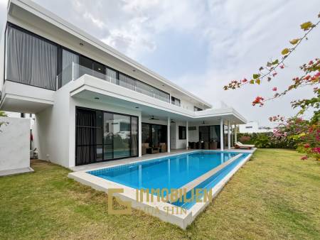 320 qm Wohnfläche / 4 Schlafzimmer + 4 Bäder / 712 qm Grundstück