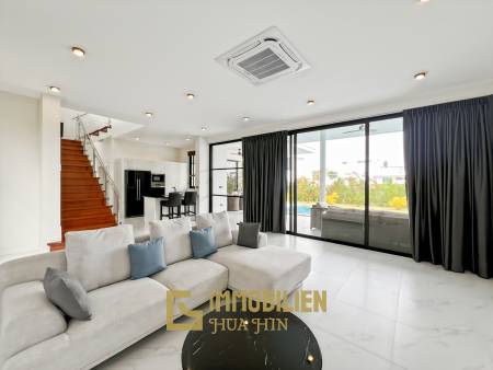 320 qm Wohnfläche / 4 Schlafzimmer + 4 Bäder / 712 qm Grundstück