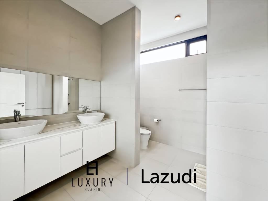 712 平方米 4 床 4 洗澡 别墅 对于 销售