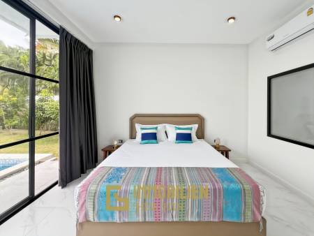 320 qm Wohnfläche / 4 Schlafzimmer + 4 Bäder / 712 qm Grundstück