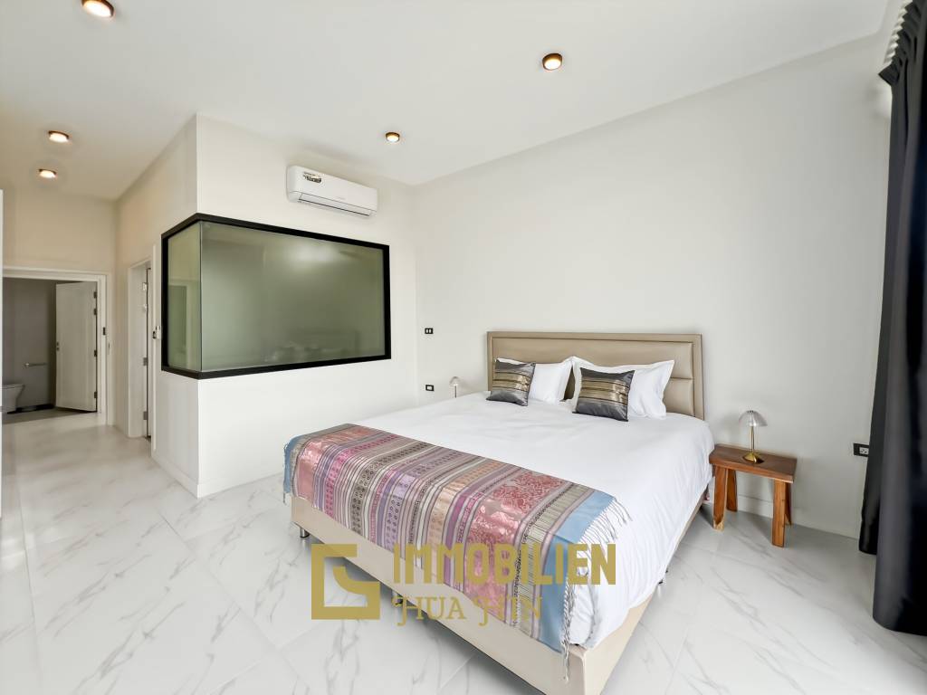 320 qm Wohnfläche / 4 Schlafzimmer + 4 Bäder / 712 qm Grundstück