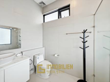 320 qm Wohnfläche / 4 Schlafzimmer + 4 Bäder / 712 qm Grundstück