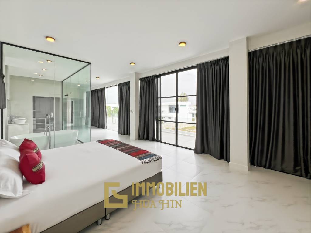 320 qm Wohnfläche / 4 Schlafzimmer + 4 Bäder / 712 qm Grundstück