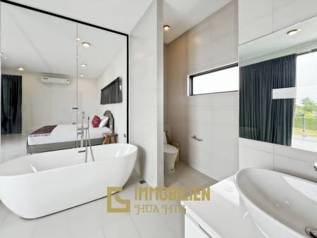 320 qm Wohnfläche / 4 Schlafzimmer + 4 Bäder / 712 qm Grundstück