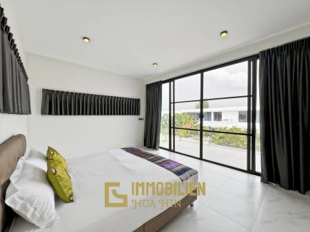 320 qm Wohnfläche / 4 Schlafzimmer + 4 Bäder / 712 qm Grundstück