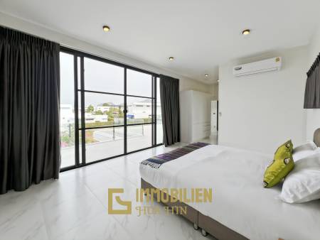 320 qm Wohnfläche / 4 Schlafzimmer + 4 Bäder / 712 qm Grundstück