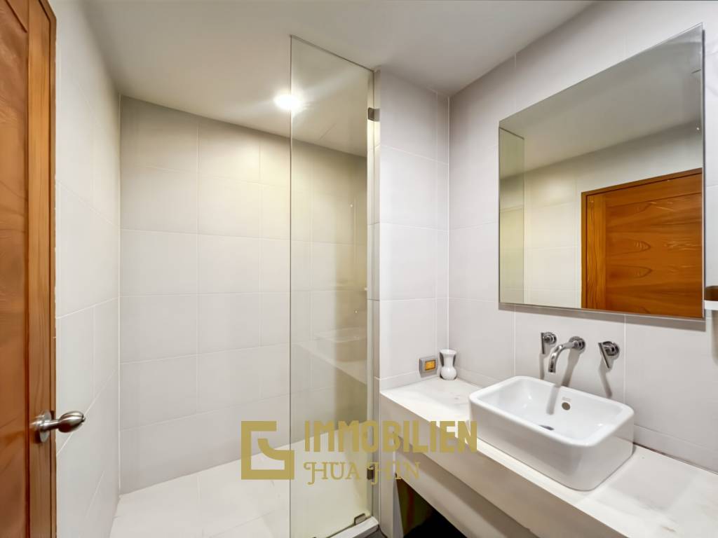 75 qm Wohnfläche / 2 Schlafzimmer + 2 Bäder / Balkon