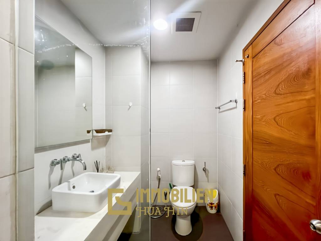 75 qm Wohnfläche / 2 Schlafzimmer + 2 Bäder / Balkon